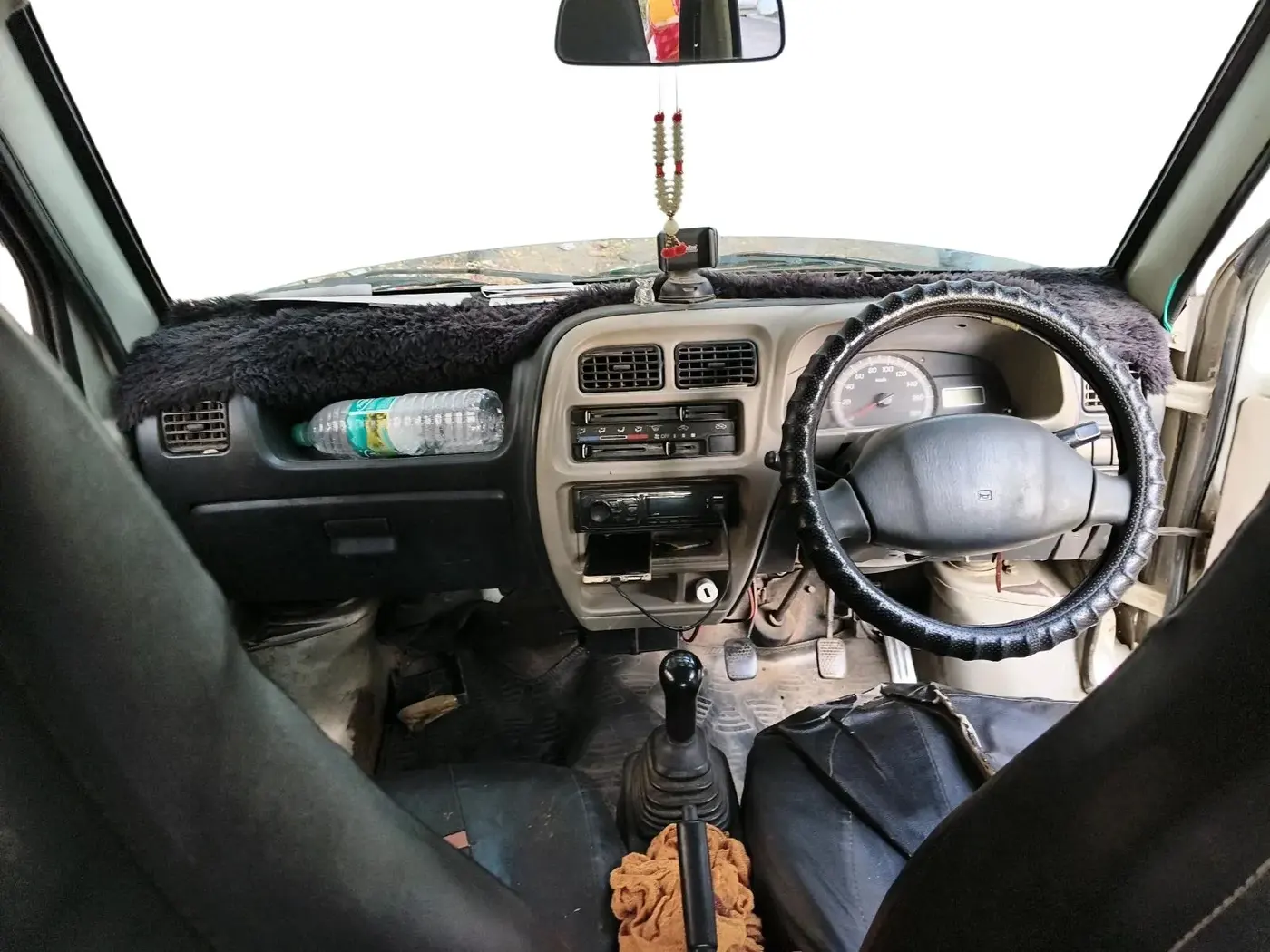 2016 Maruti Eeco 5 STR WITH A/C+HTR CNG, CNG, Manual, 1,18,671 km, interior