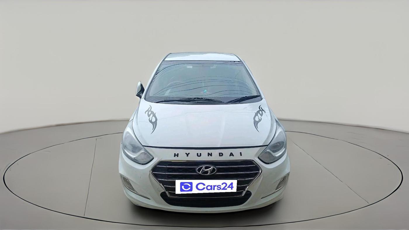 2013 Hyundai Verna FLUIDIC 1.6 VTVT EX, CNG, Manual, 1,01,315 km, exterior