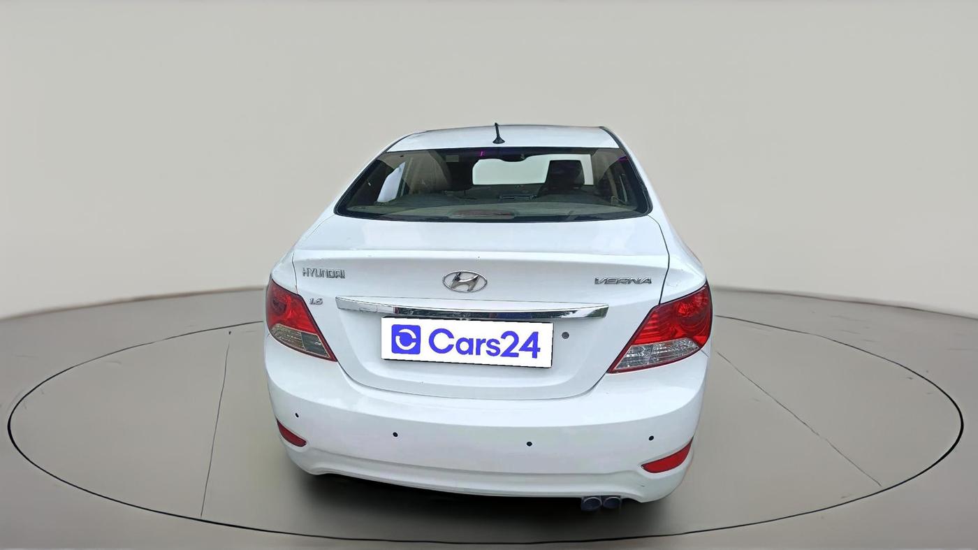 2013 Hyundai Verna FLUIDIC 1.6 VTVT EX, CNG, Manual, 1,01,315 km, exterior