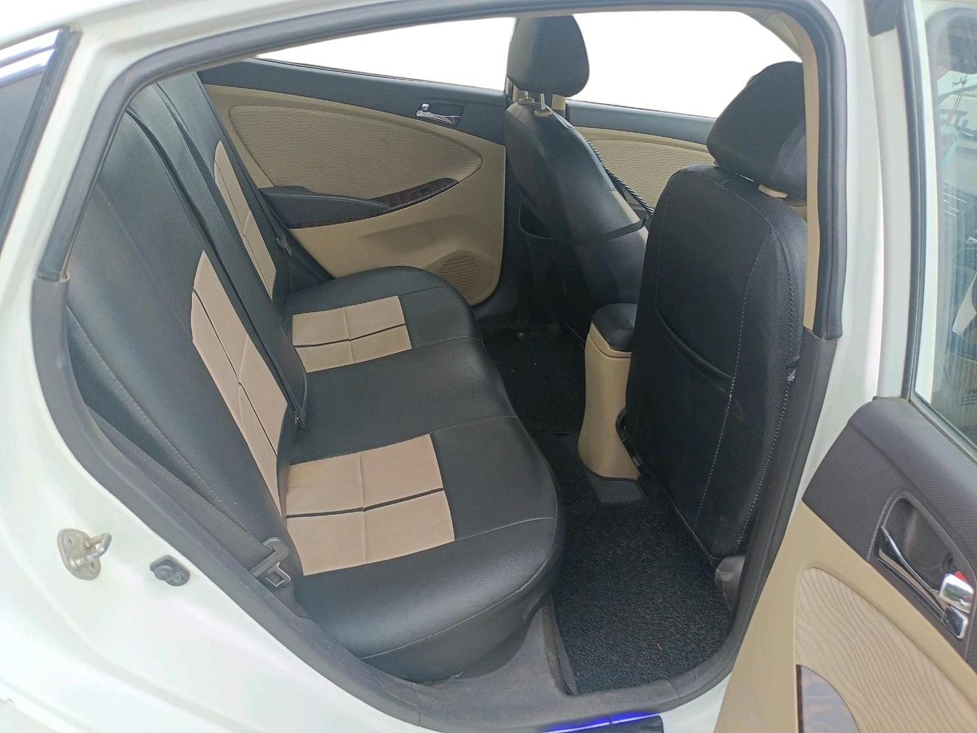 2013 Hyundai Verna FLUIDIC 1.6 VTVT EX, CNG, Manual, 1,01,315 km, interior