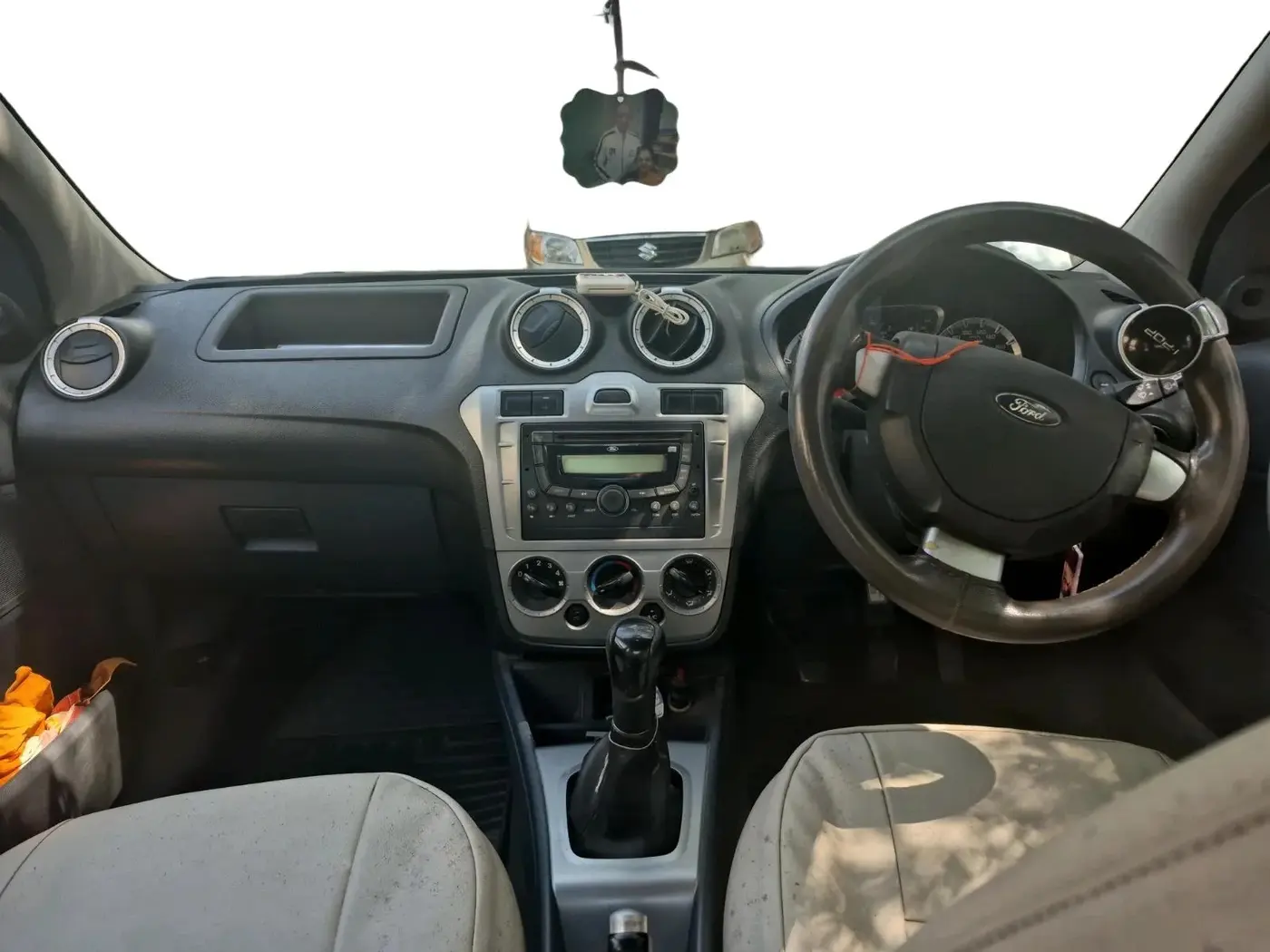 2012 Ford Fiesta STYLE DIESEL, Diesel, Manual, 1,00,227 km, interior