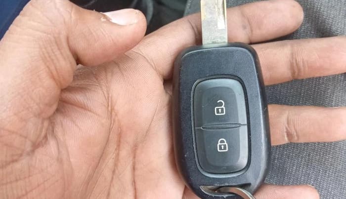 2018 Renault Kwid RXT 1.0 (O), Petrol, Manual, 12,814 km, interior