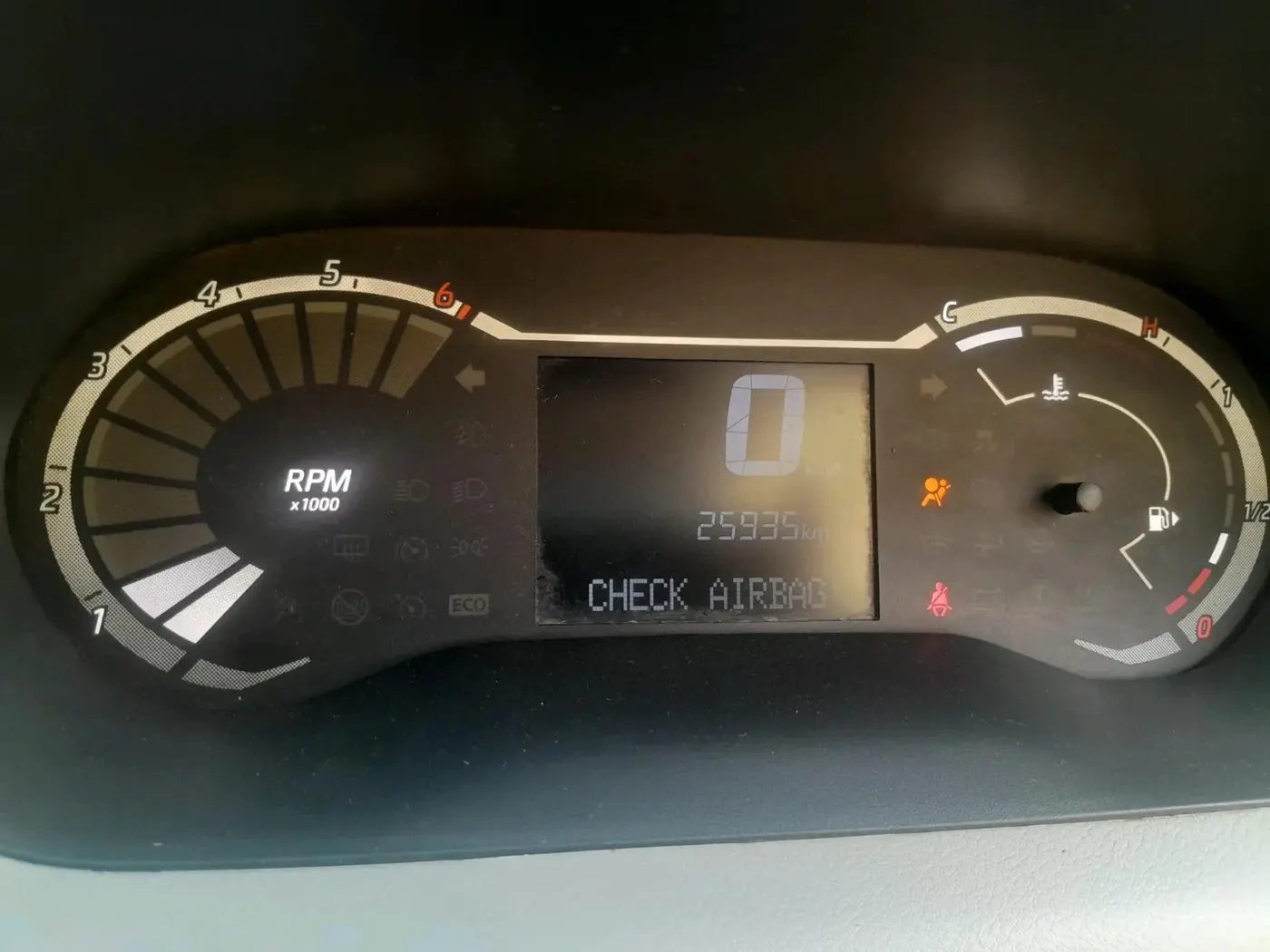 2021 Nissan MAGNITE XE, Petrol, Manual, 25,935 km, interior