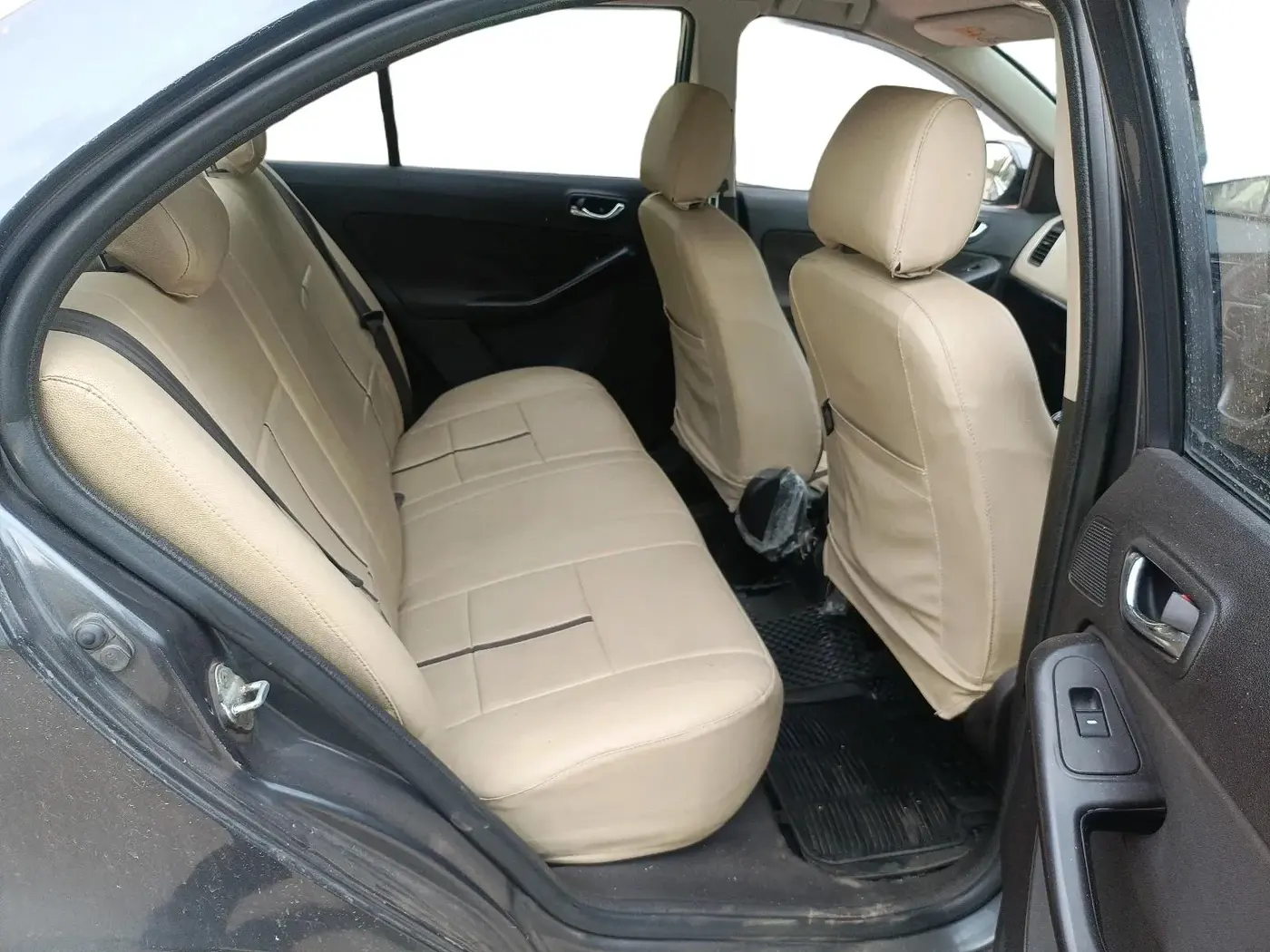 2015 Tata Zest XT 90PS DIESEL, Diesel, Manual, 1,04,038 km, interior