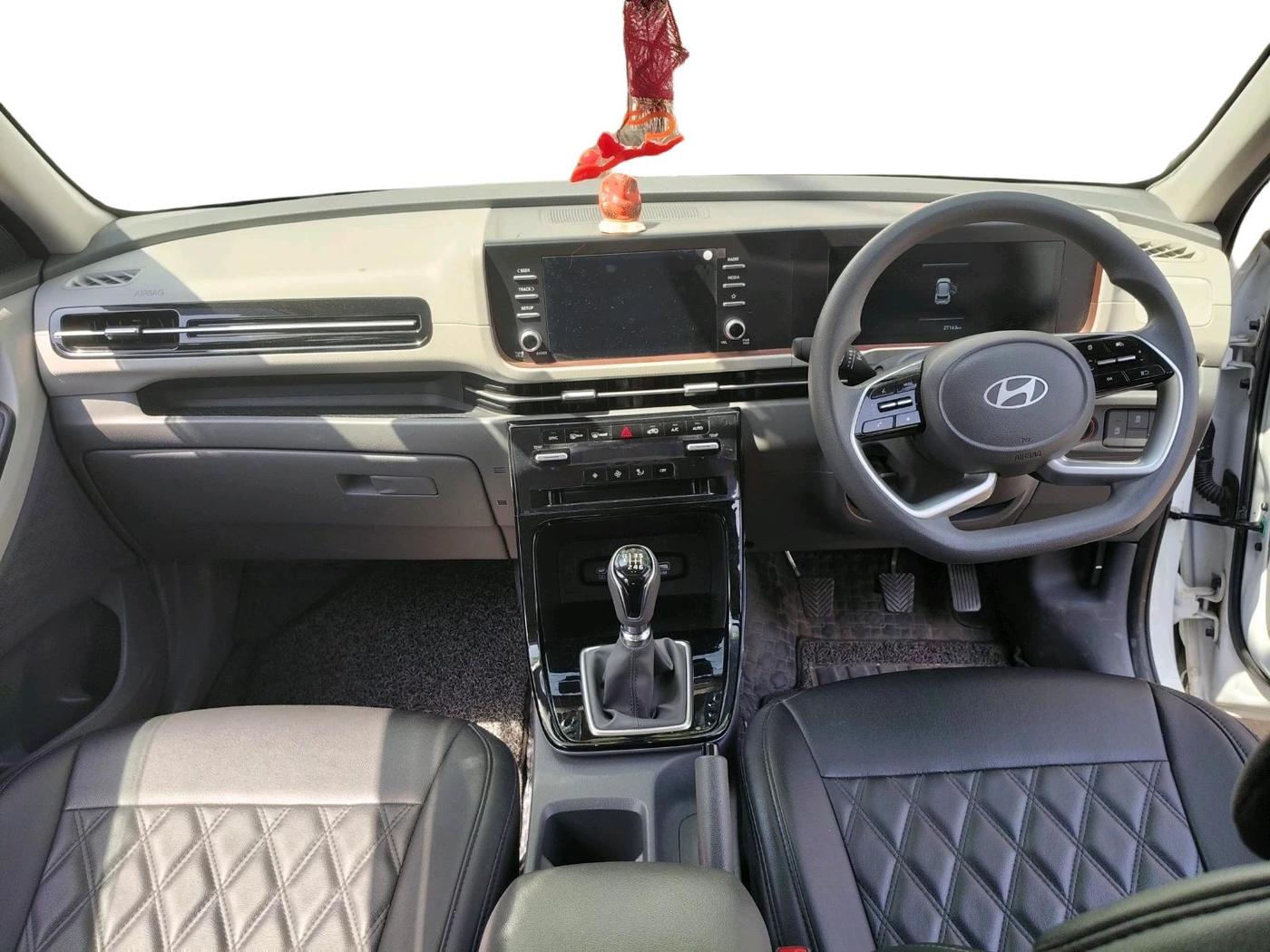 2024 Hyundai Creta S (O) 1.5 PETROL, Petrol, Manual, 29,000 km, interior