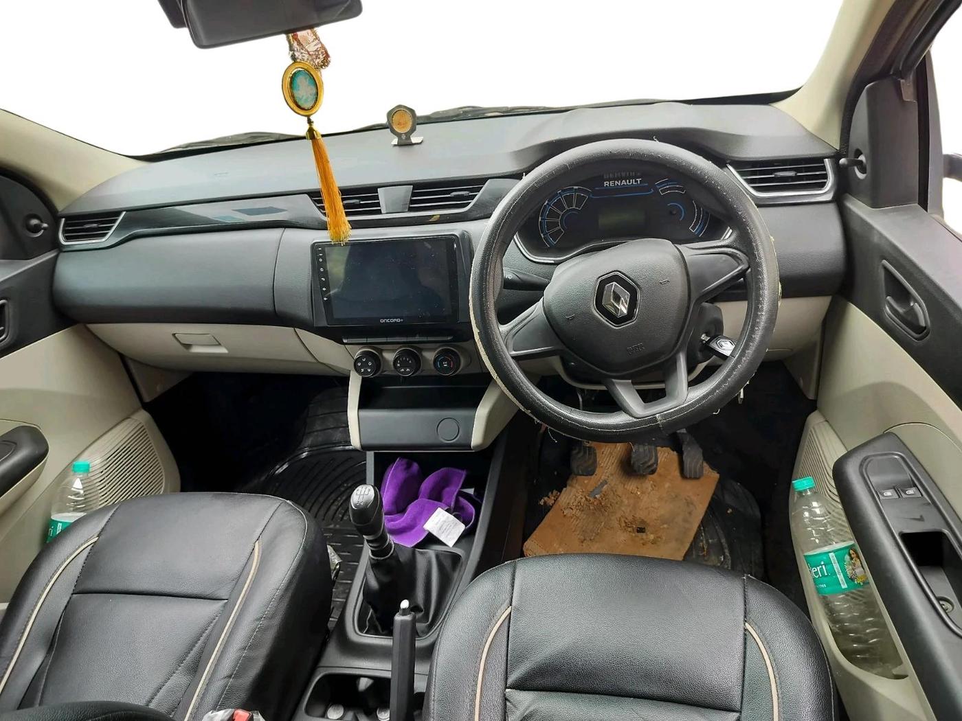 2020 Renault TRIBER RXL MT, Petrol, Manual, 25,124 km, interior