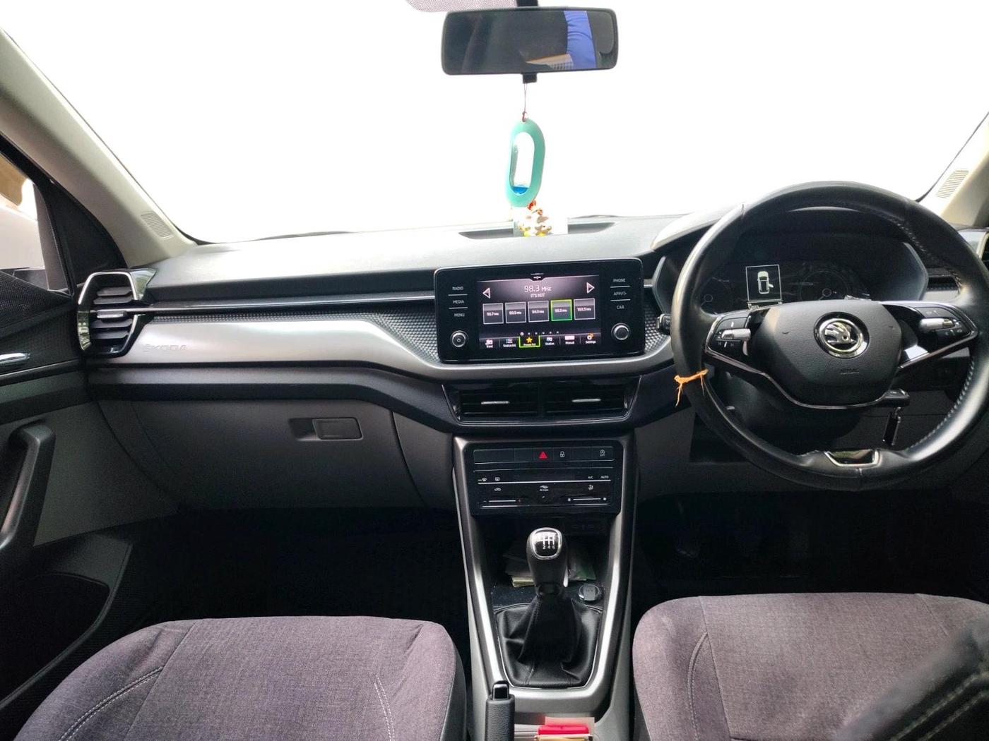 2022 Skoda KUSHAQ AMBITION 1.0L TSI MT, Petrol, Manual, 52,073 km, interior