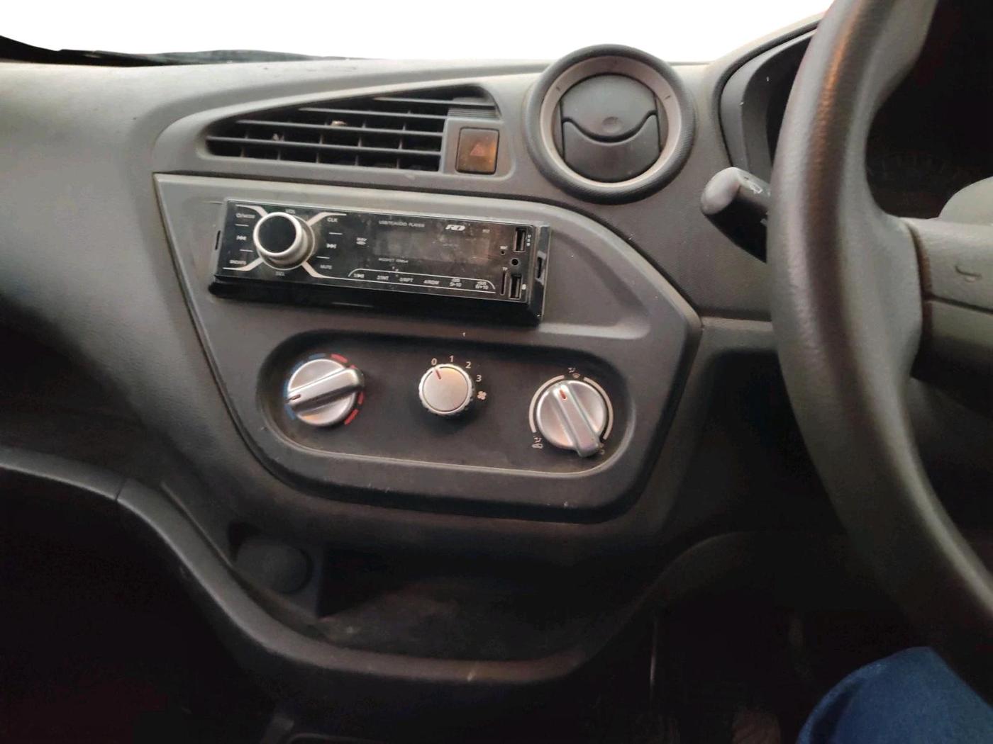 2018 Datsun Redi Go D, Petrol, Manual, 38,466 km, interior