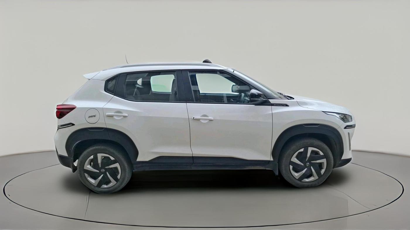 2021 Nissan MAGNITE XL, Petrol, Manual, 10,052 km, exterior