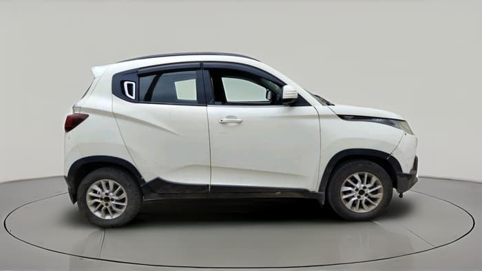 2016 Mahindra Kuv100 K8 D 5 STR, Diesel, Manual, 1,27,592 km, exterior