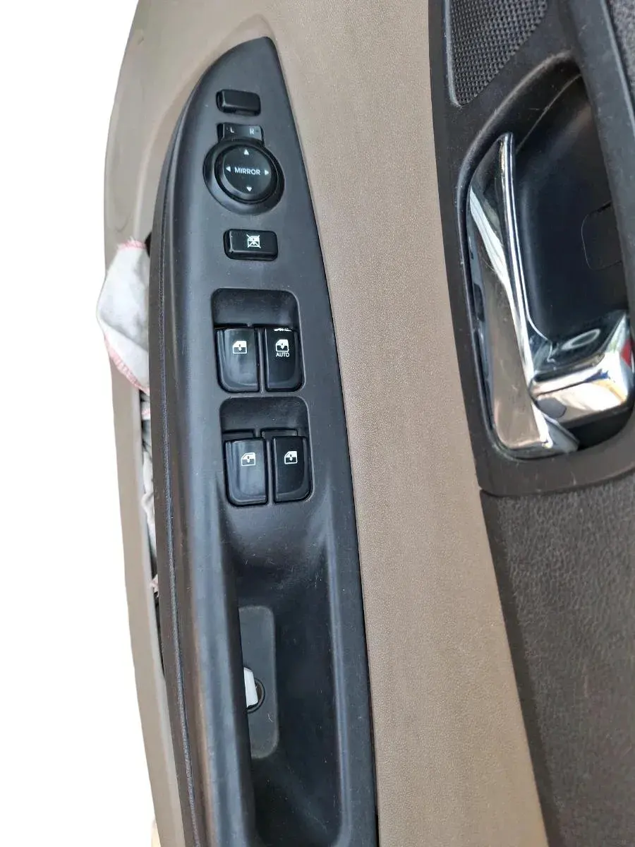 2014 Hyundai i20 SPORTZ 1.2, Petrol, Manual, 84,534 km, interior