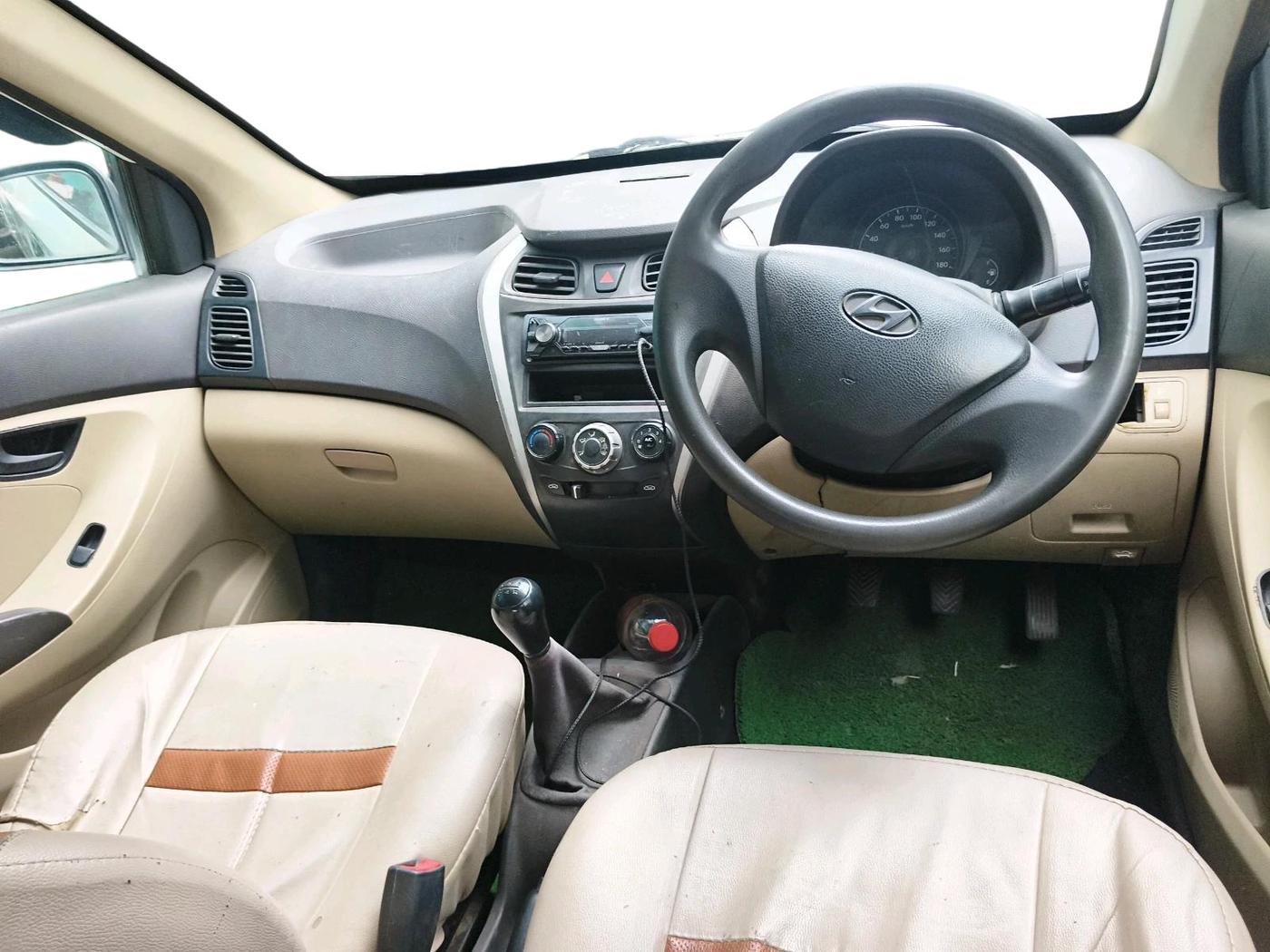 2013 Hyundai Eon ERA +, Petrol, Manual, 63,551 km, interior
