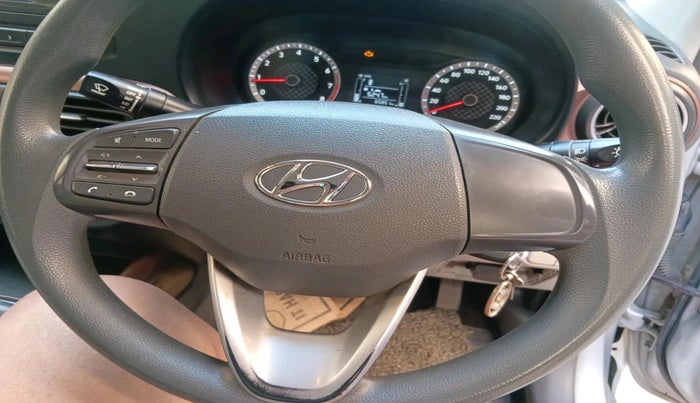 2022 Hyundai AURA S 1.2 CNG, CNG, Manual, 65,851 km, interior