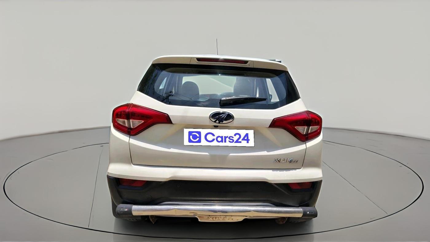 2019 Mahindra XUV300 W8 (O) 1.5 DIESEL, Diesel, Manual, 1,15,729 km, exterior