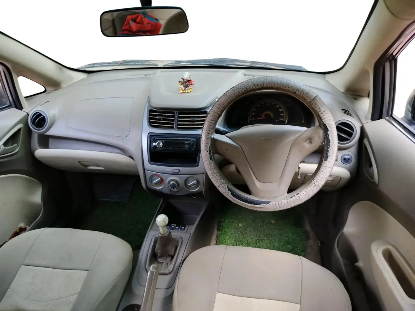 2014 Chevrolet Sail UVA 1.2 BASE, Petrol, Manual, 1,17,772 km, interior