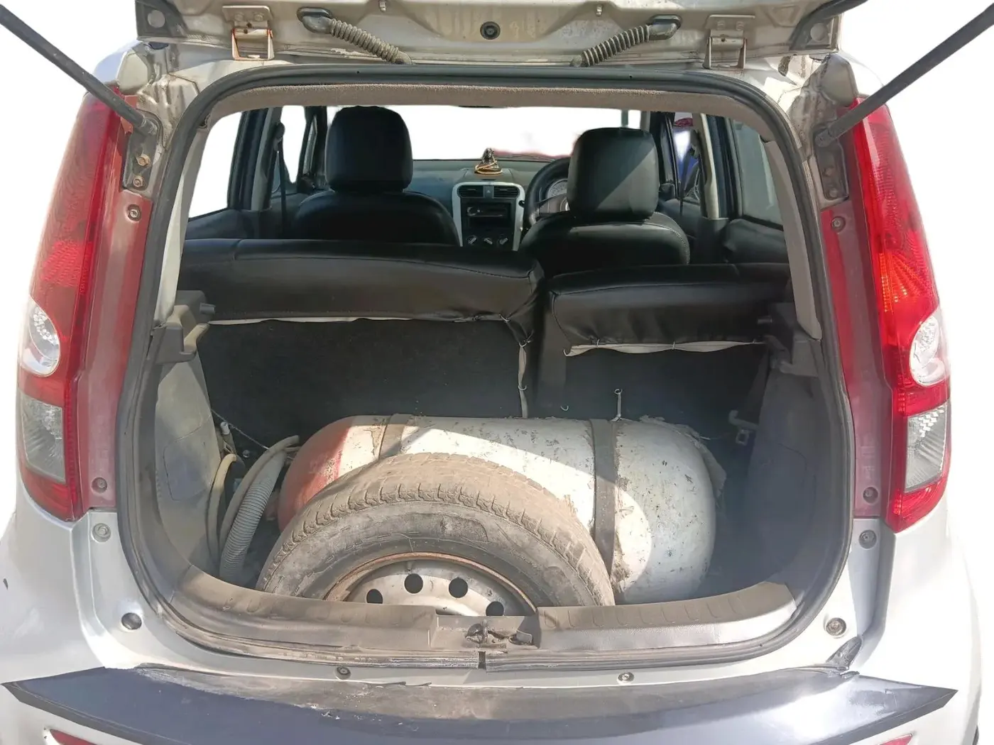 2016 Maruti Ritz LXI, CNG, Manual, 76,000 km, exterior