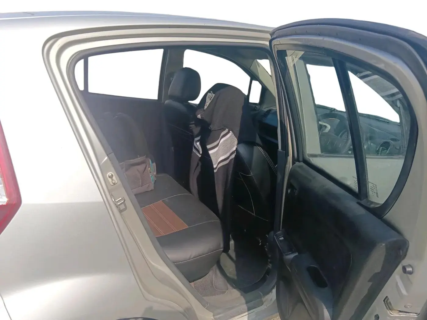 2016 Maruti Ritz LXI, CNG, Manual, 76,000 km, interior