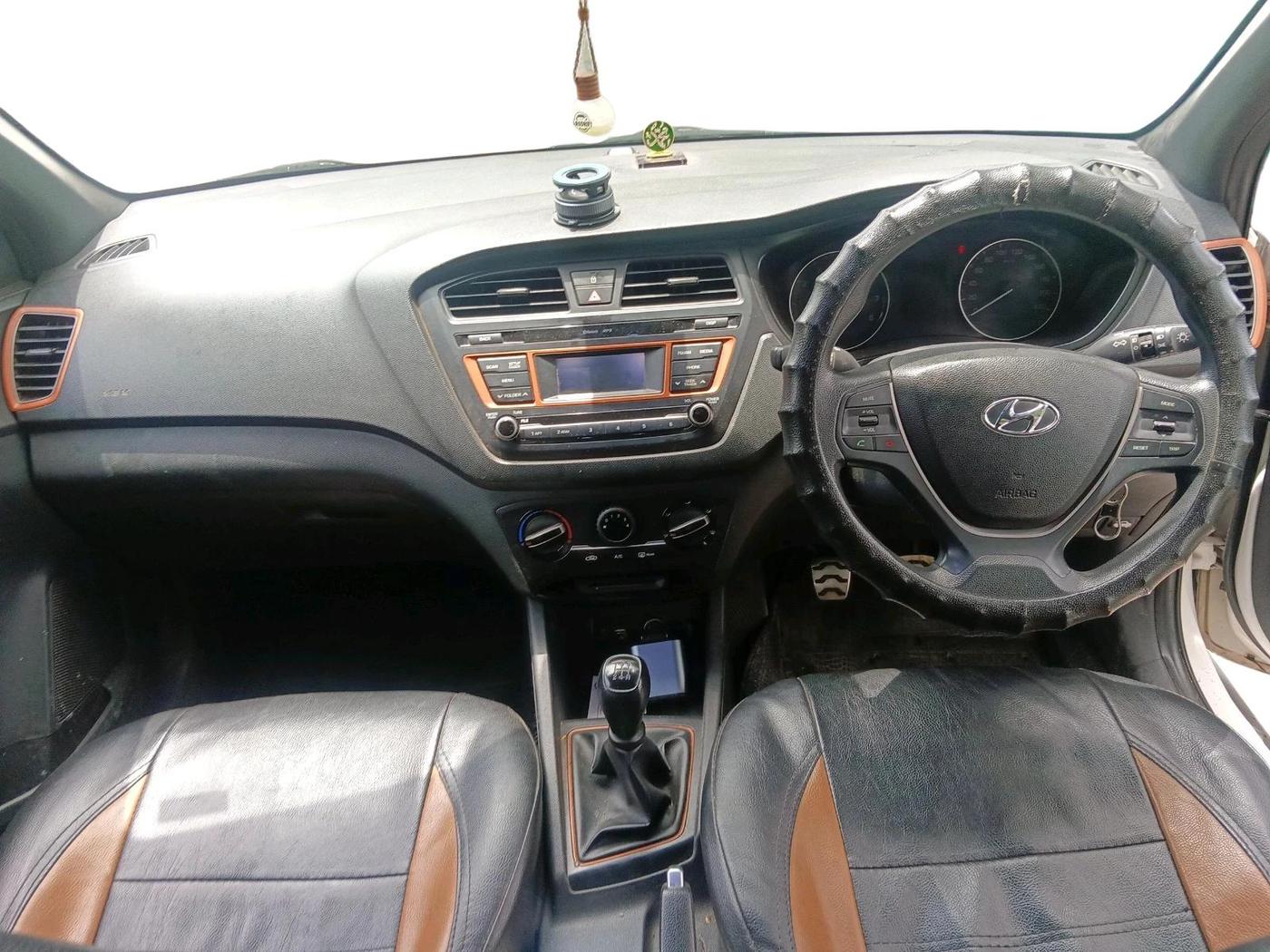2016 Hyundai i20 Active 1.2 S, Petrol, Manual, 44,107 km, interior