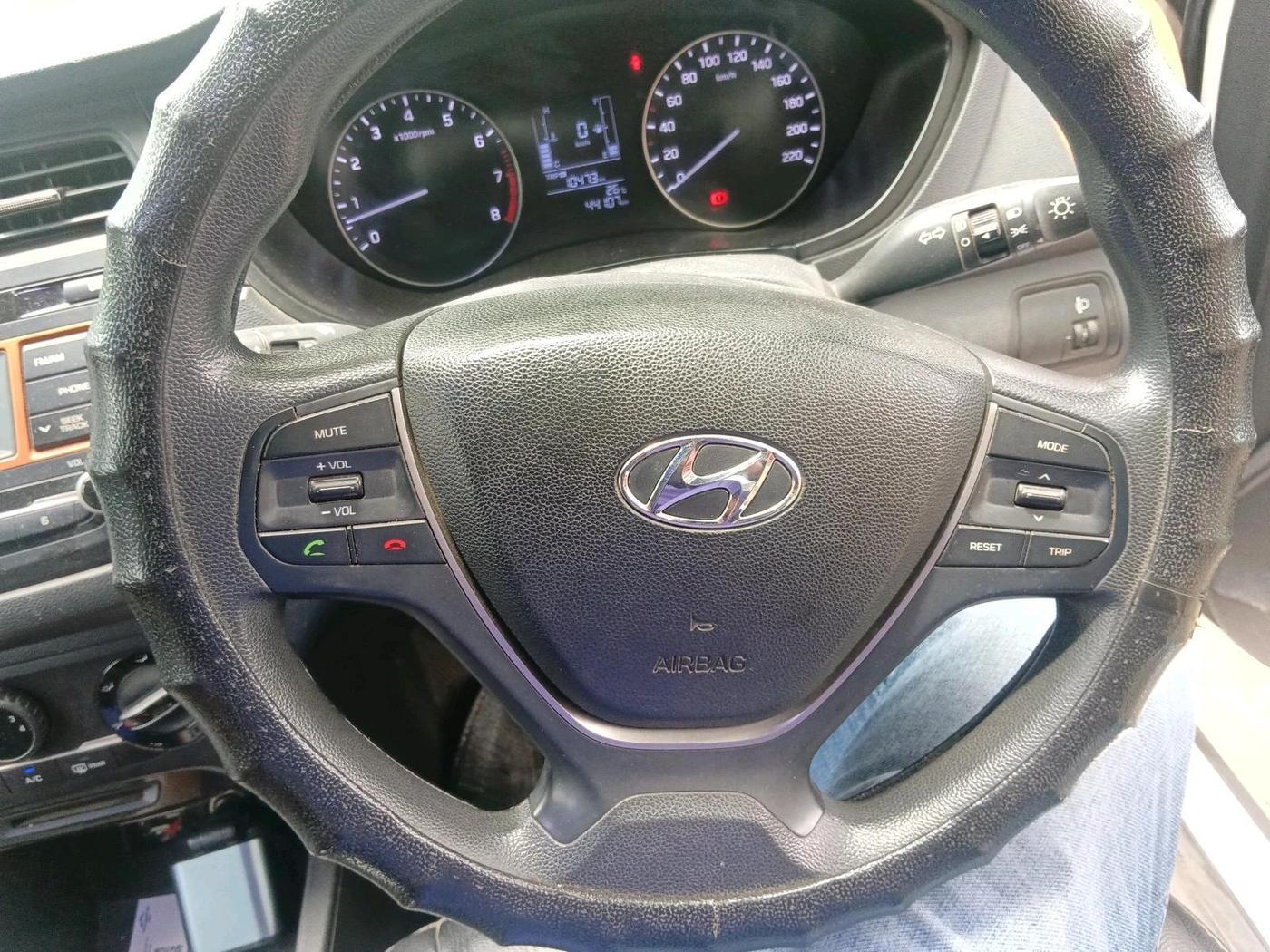 2016 Hyundai i20 Active 1.2 S, Petrol, Manual, 44,107 km, interior