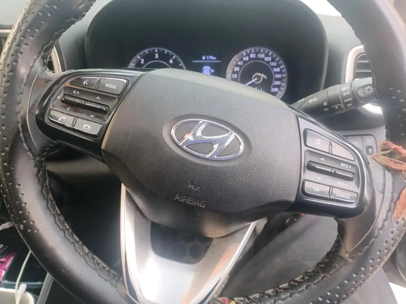 2021 Hyundai VENUE SX 1.5 CRDI, Diesel, Manual, 1,37,826 km, interior