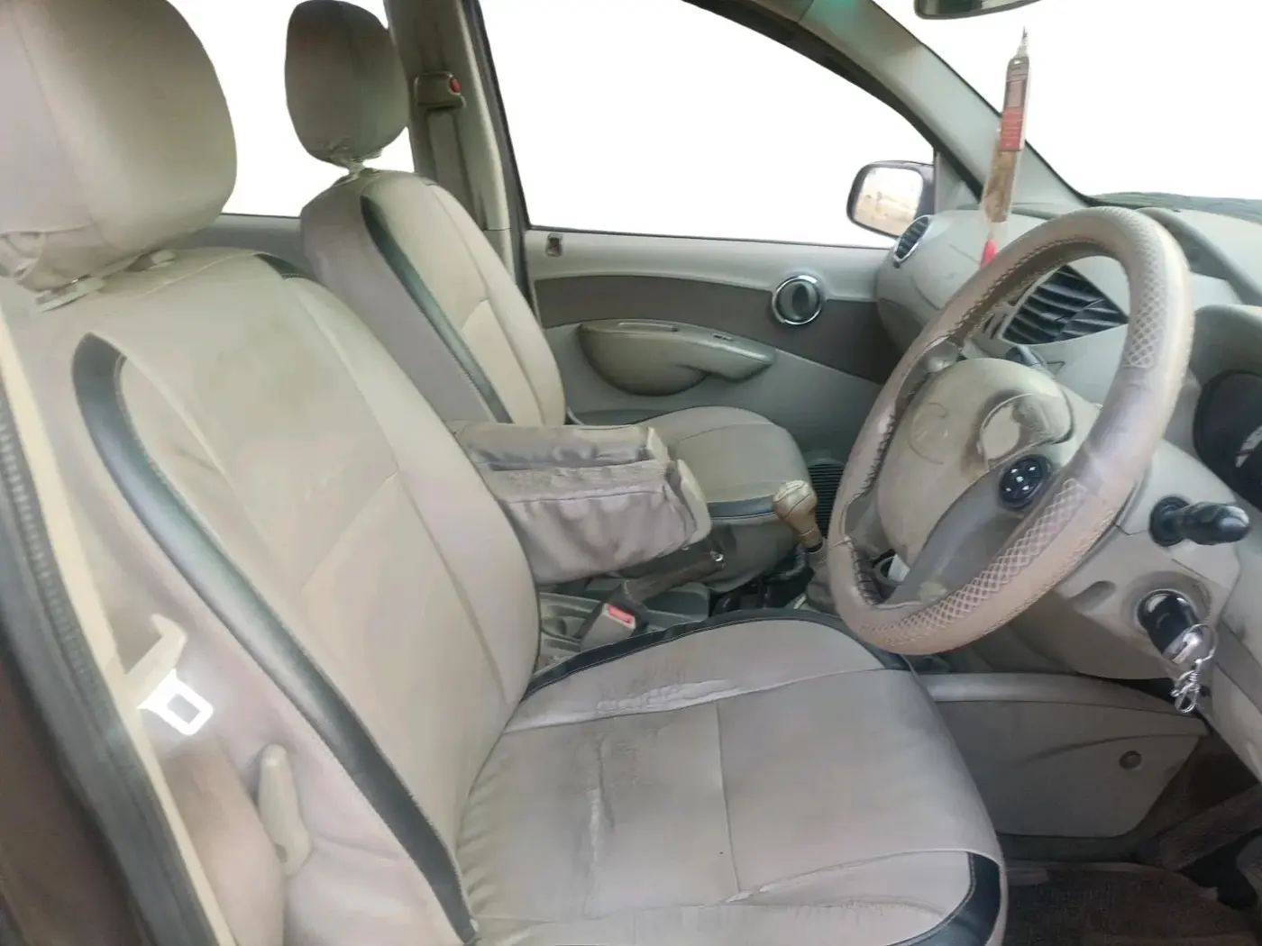 2013 Mahindra Quanto C8, Diesel, Manual, 1,22,781 km, interior