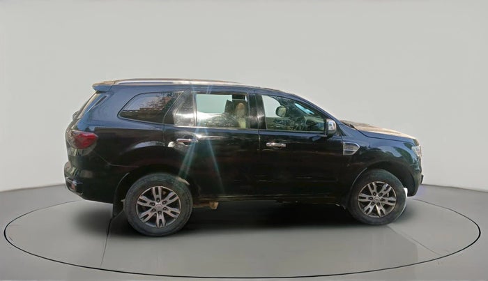 2017 Ford Endeavour TITANIUM 3.2 4X4 AT, Diesel, Automatic, 1,65,346 km, exterior