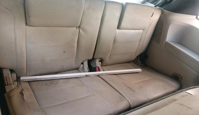 2017 Ford Endeavour TITANIUM 3.2 4X4 AT, Diesel, Automatic, 1,65,346 km, interior