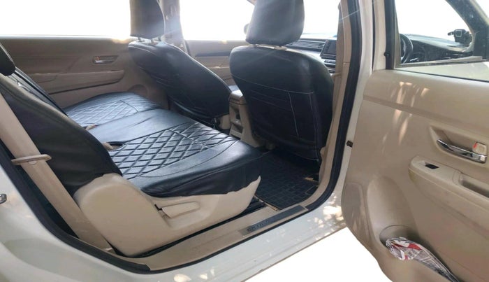 2022 Maruti Ertiga ZXI+ SHVS, CNG, Manual, 81,361 km, interior