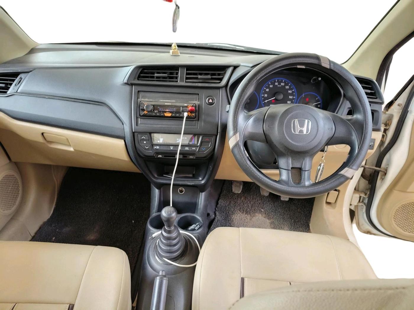 2016 Honda Amaze 1.2L I-VTEC E, CNG, Manual, 65,728 km, interior