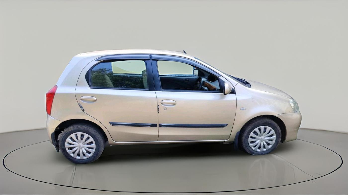 2012 Toyota Etios Liva GD, Diesel, Manual, 93,391 km, exterior