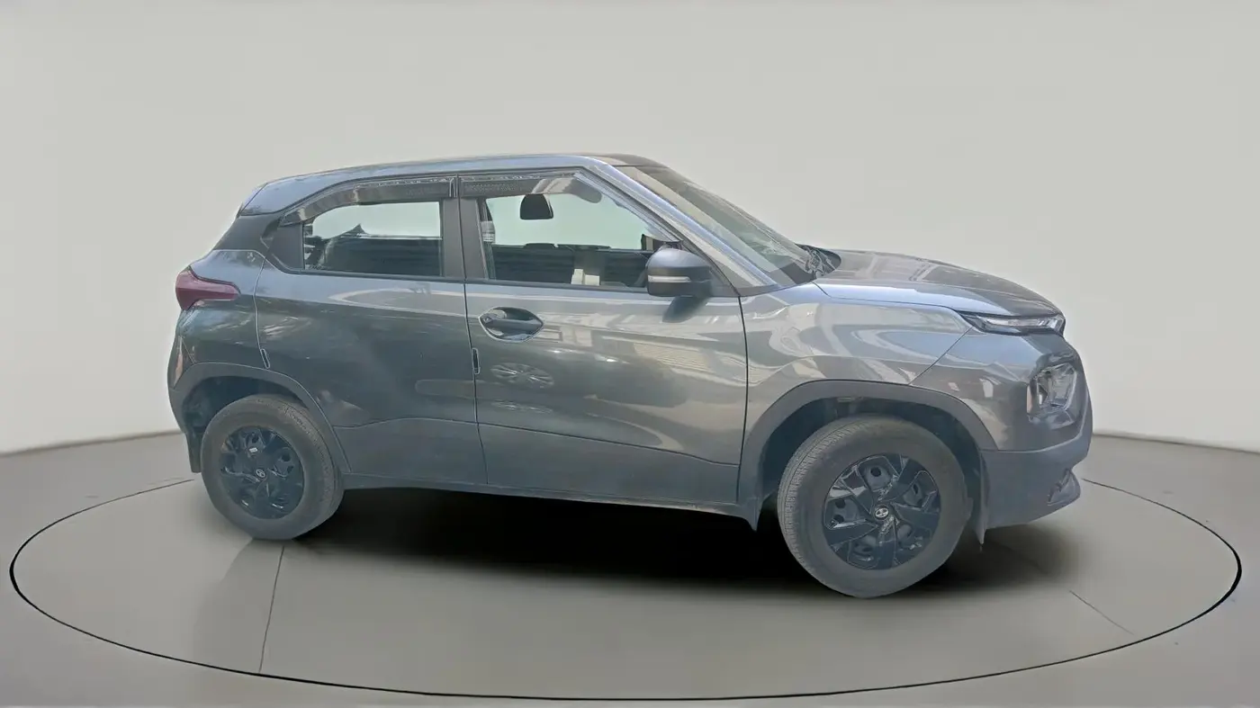 2025 Tata PUNCH PURE MT CNG, CNG, Manual, 18,468 km, exterior