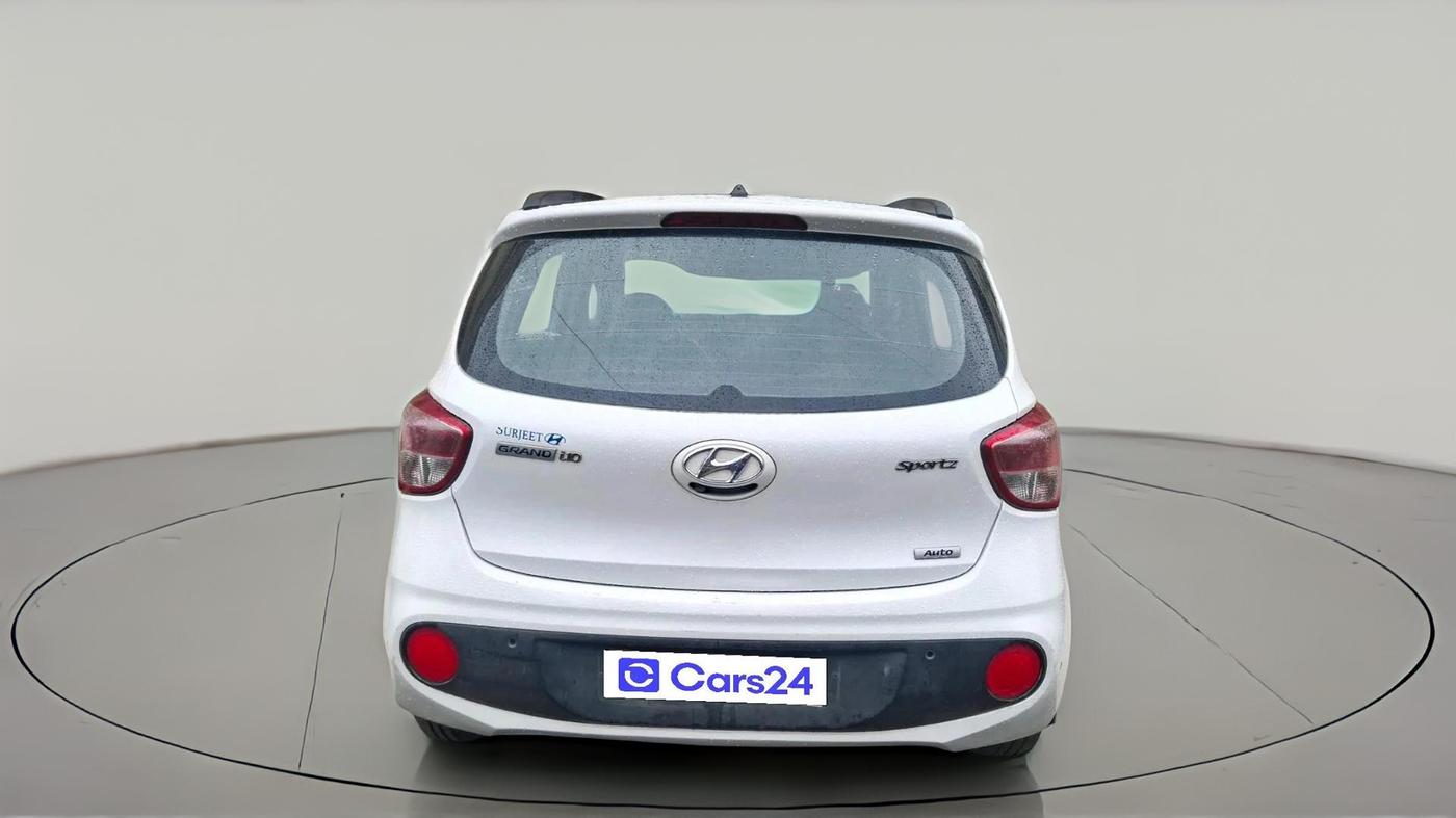 2017 Hyundai Grand i10 SPORTZ (O) AT 1.2 KAPPA VTVT, CNG, Automatic, 67,666 km, exterior