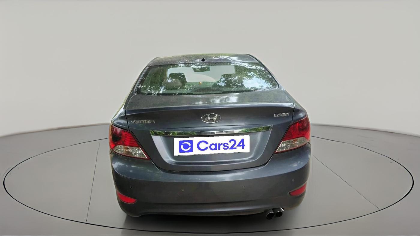 2014 Hyundai Verna FLUIDIC 1.6 CRDI SX, Diesel, Manual, 93,692 km, exterior