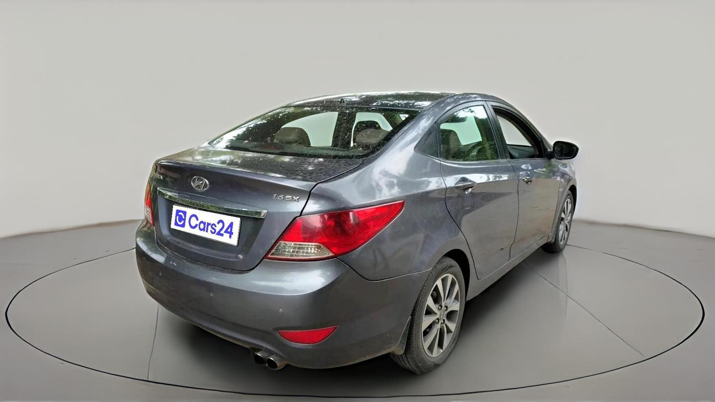 2014 Hyundai Verna FLUIDIC 1.6 CRDI SX, Diesel, Manual, 93,692 km, exterior