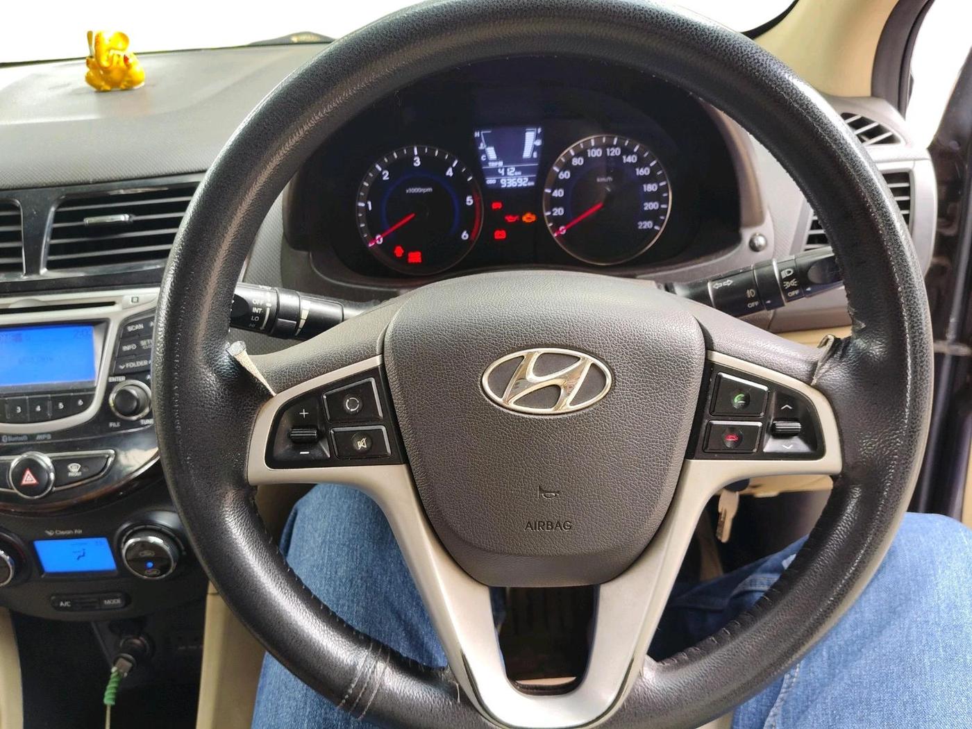 2014 Hyundai Verna FLUIDIC 1.6 CRDI SX, Diesel, Manual, 93,692 km, interior
