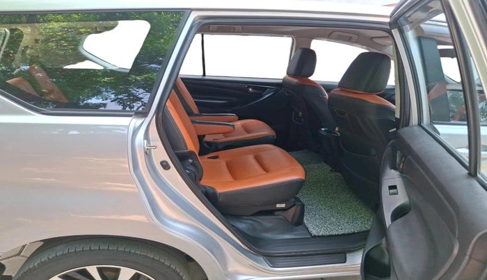 2020 Toyota Innova Crysta 2.4 GX 7 STR, Diesel, Manual, 1,51,442 km, interior