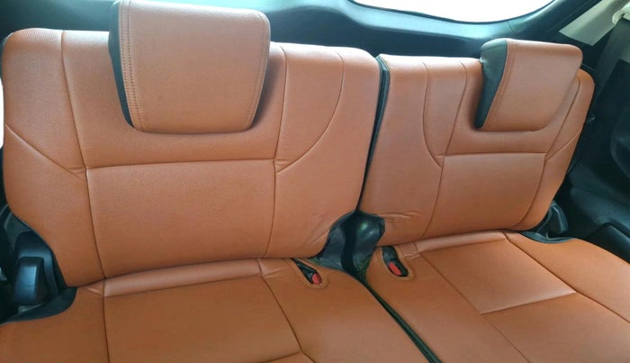 2020 Toyota Innova Crysta 2.4 GX 7 STR, Diesel, Manual, 1,51,442 km, interior