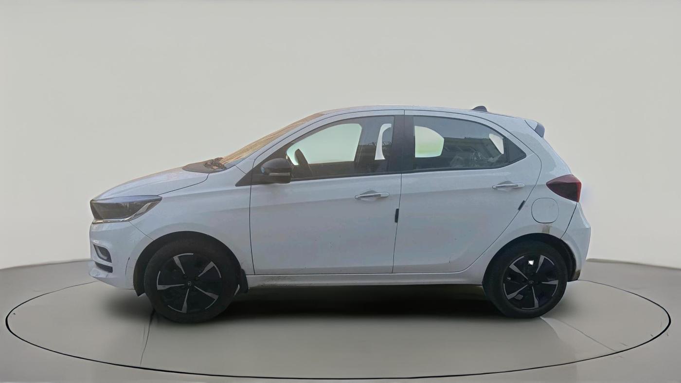 2025 Tata Tiago XZ PETROL, Petrol, Manual, 8,192 km, exterior