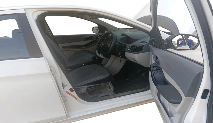 2025 Tata Tiago XZ PETROL, Petrol, Manual, 8,192 km, interior