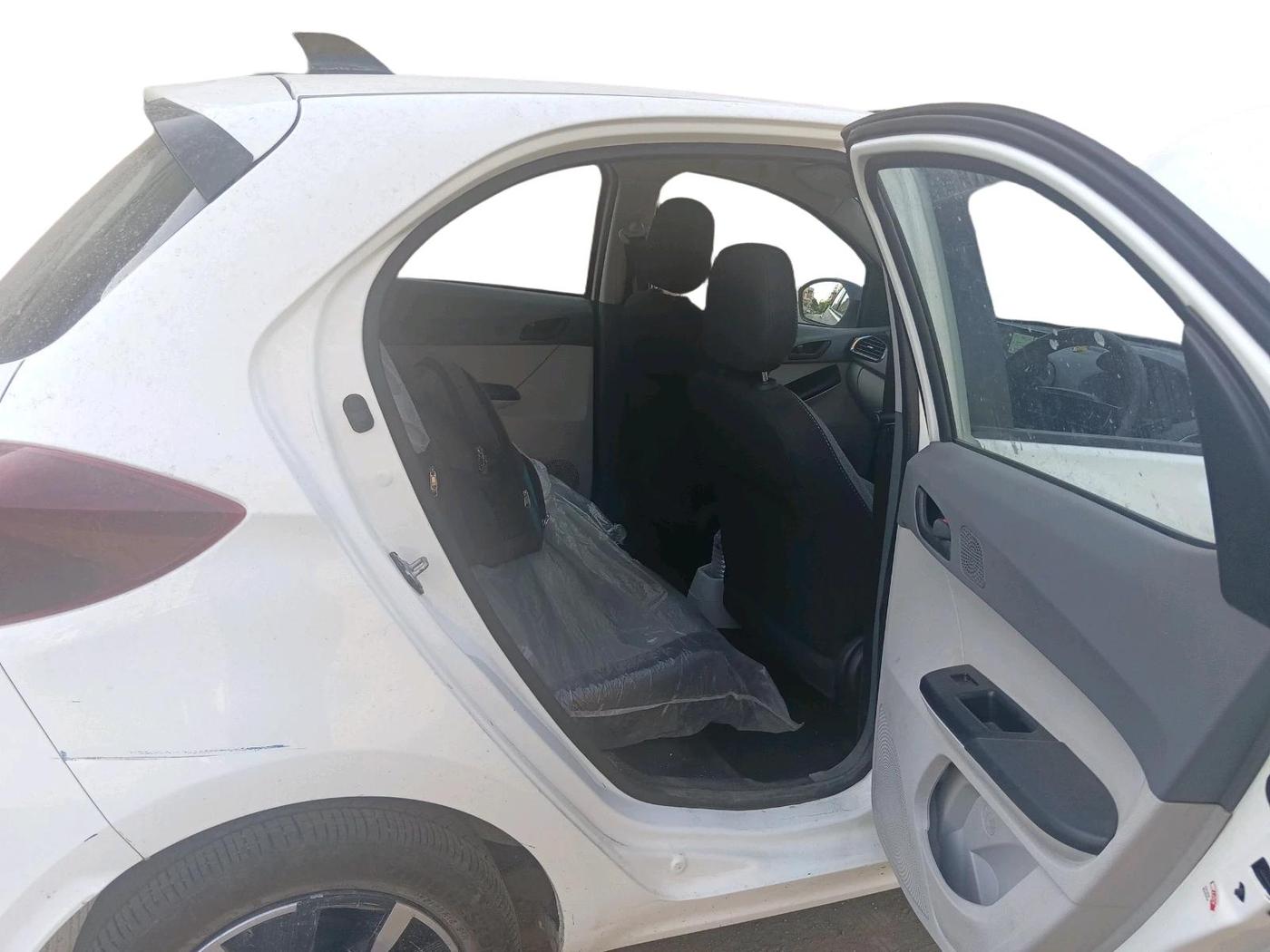 2025 Tata Tiago XZ PETROL, Petrol, Manual, 8,192 km, interior