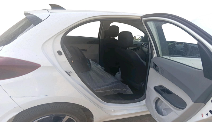2025 Tata Tiago XZ PETROL, Petrol, Manual, 8,192 km, interior