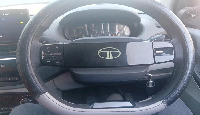 2025 Tata Tiago XZ PETROL, Petrol, Manual, 8,192 km, interior