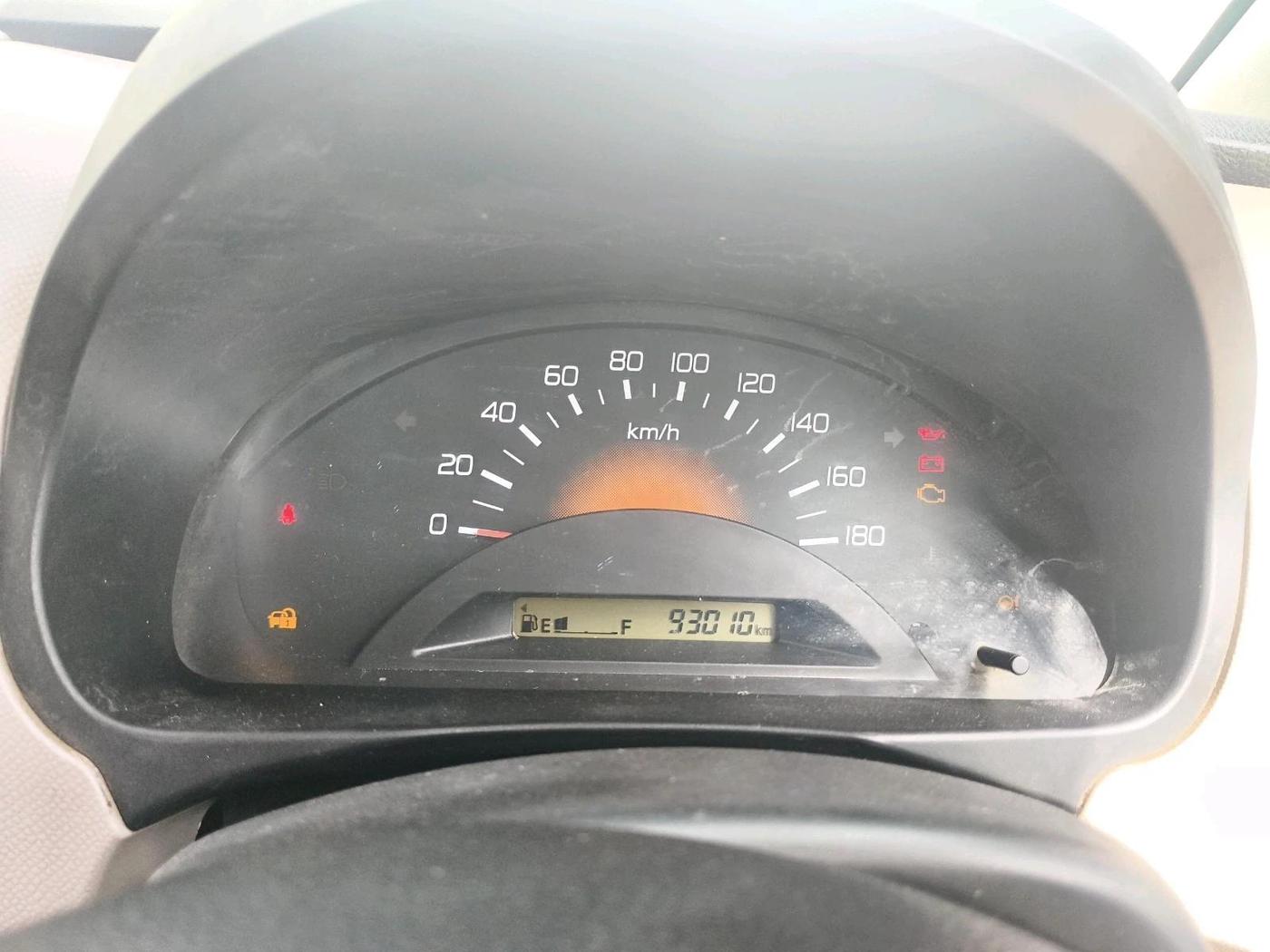 2013 Maruti Wagon R 1.0 LXI, Petrol, Manual, 93,010 km, interior