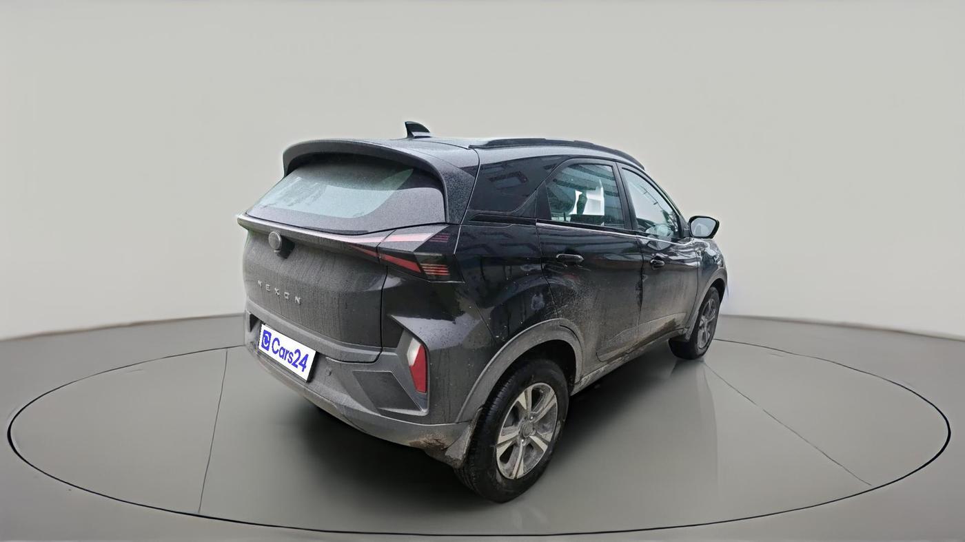 2025 Tata NEXON Creative Plus S 1.2 Revotron 7DCA Dark Edition, Petrol, Automatic, 2,895 km, exterior