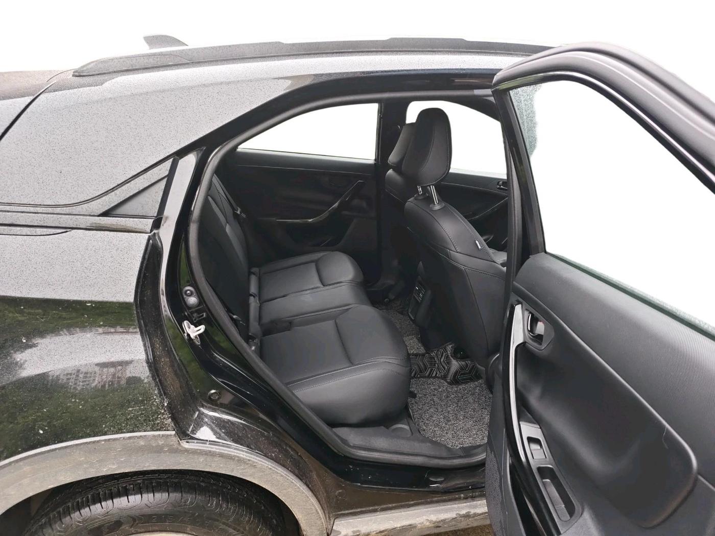 2025 Tata NEXON Creative Plus S 1.2 Revotron 7DCA Dark Edition, Petrol, Automatic, 2,895 km, interior