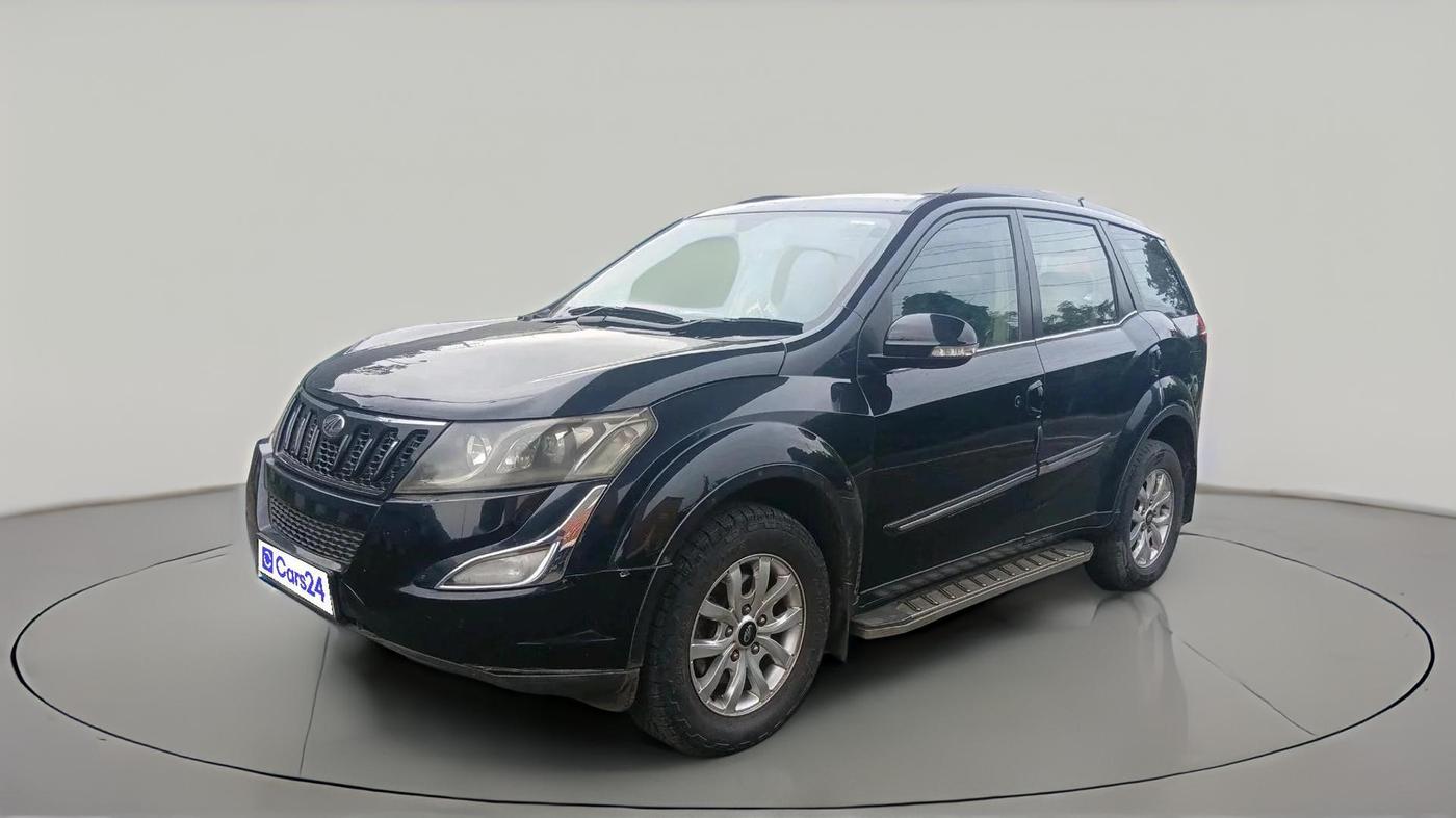 2015 Mahindra XUV500 W10, Diesel, Manual, 1,78,715 km, exterior