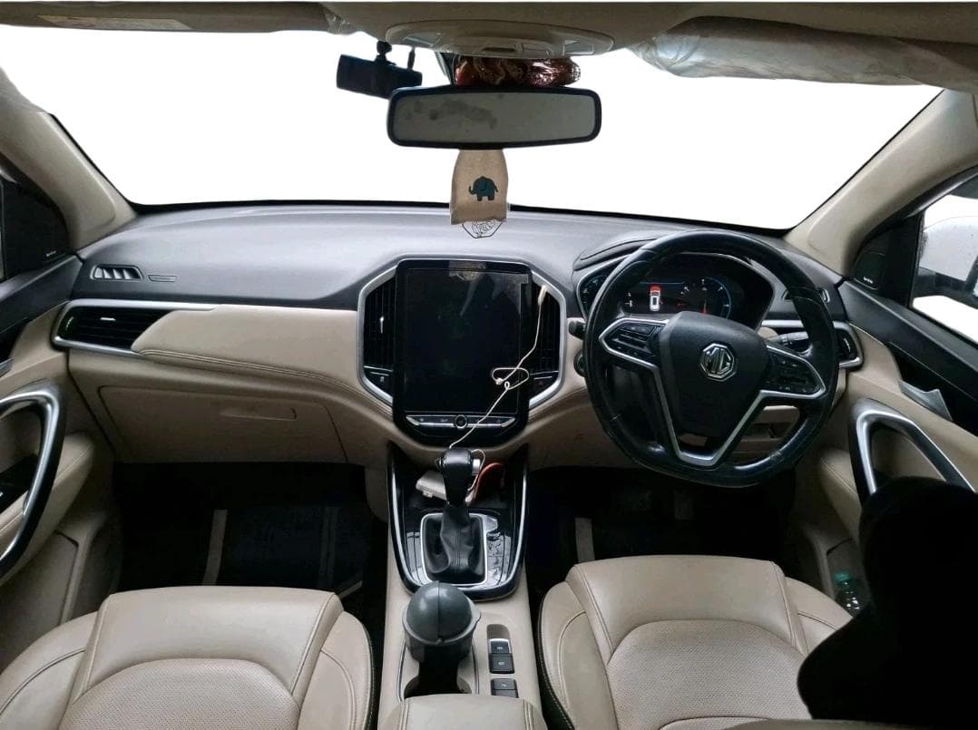 2022 MG HECTOR SHARP 1.5 PETROL CVT, Petrol, Automatic, 64,272 km, interior