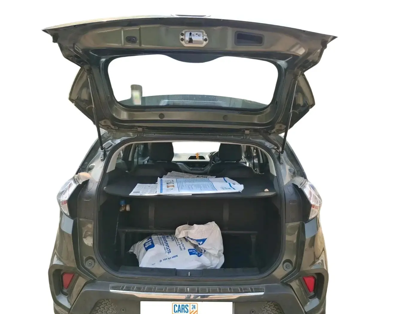 2022 Tata NEXON XM SUNROOF PETROL, CNG, Manual, 25,519 km, exterior