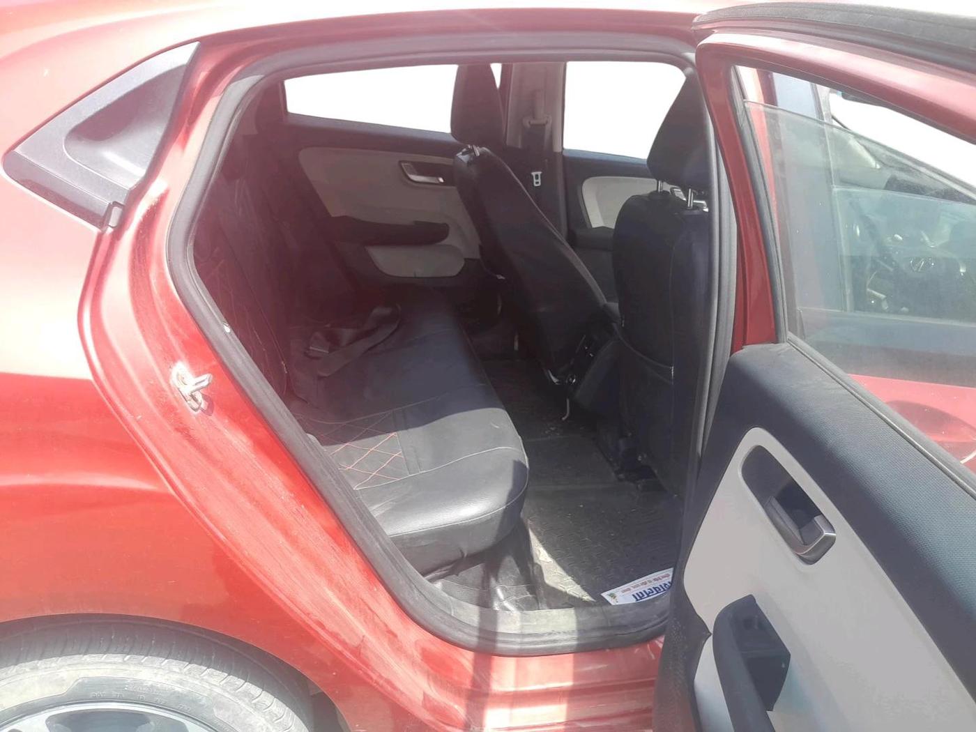 2022 Tata ALTROZ XZ PETROL, Petrol, Manual, 27,712 km, interior