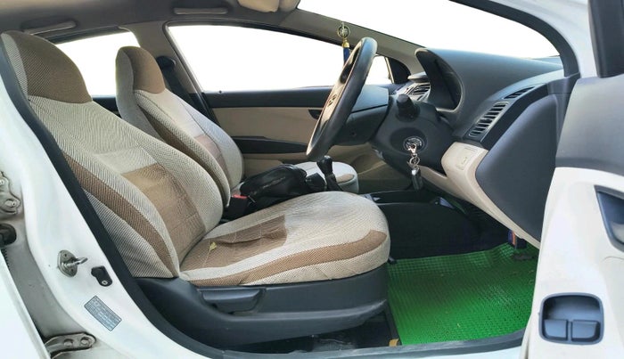 2014 Hyundai Eon ERA +, Petrol, Manual, 89,159 km, interior